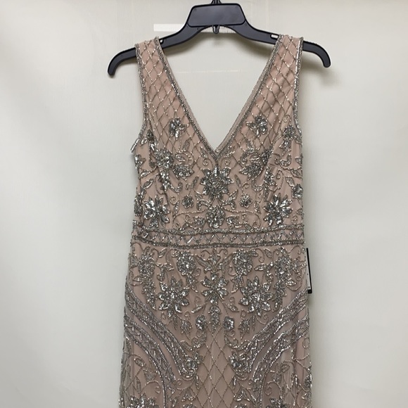 Adrianna-Papell Prom, Mother of Bride/ Groom Gown - Picture 7 of 10